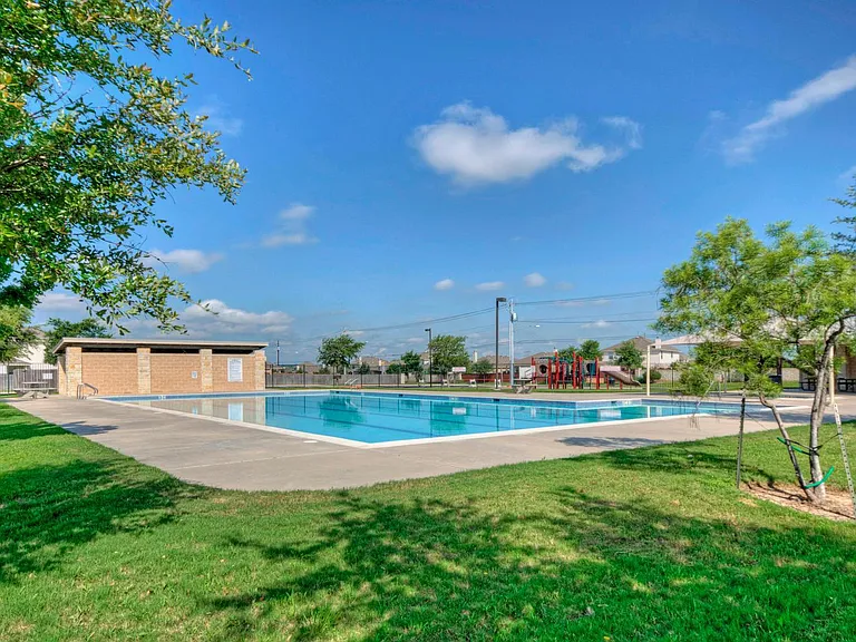 3501 Savage Springs Dr — Photo 24