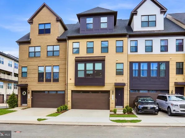 4965 Longmire Way, Chantilly, VA 20151