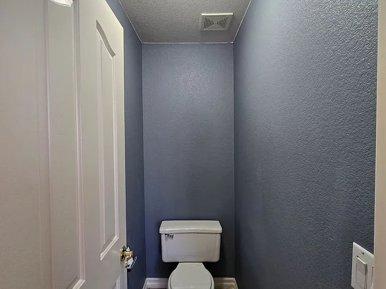 8244 W Gilmore Ave — Photo 34