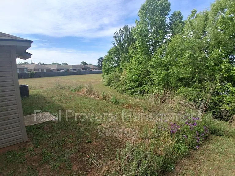 12516 Waterbury Way — Photo 9