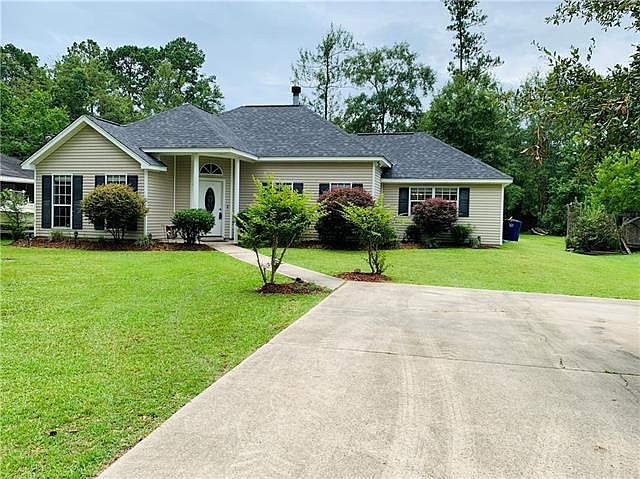 1st image of 27444 Zelda Dr
