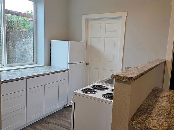 5th image of 184 Baileys Way