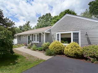44 Crestwood Dr, Northborough, MA 01532