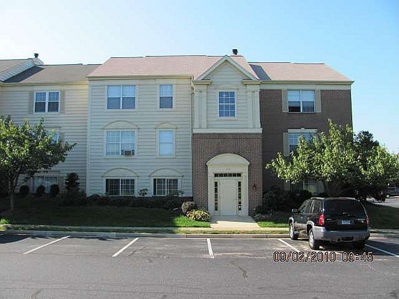 2nd image of 1131 Huntmaster Ter NE Unit 201