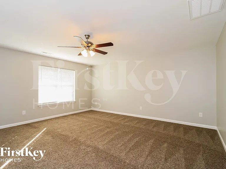 667 Field Crossing Ct — Photo 3