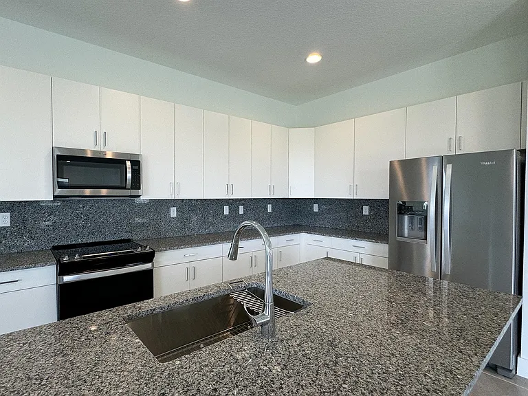 5286 Nevola Ave — Photo 3