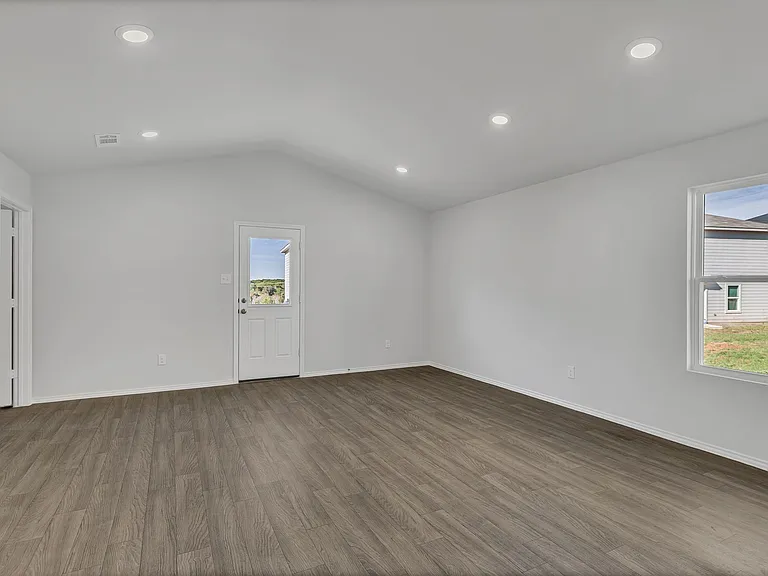 332 Azalea Trl — Photo 14