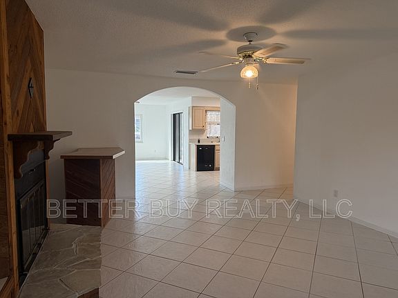 3rd image of 337 N 10th St