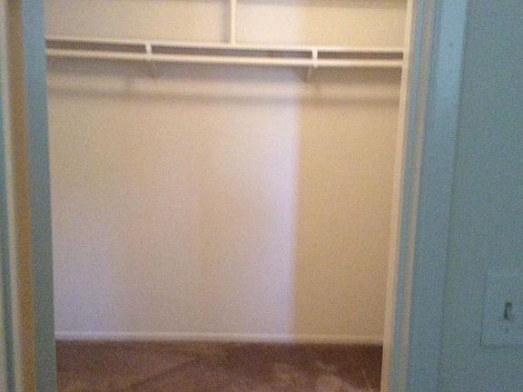 5th image of 1548 Yale St APT 1