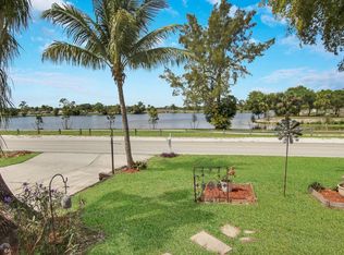 5234 Lake Osborne Dr, Lake Worth, FL 33461