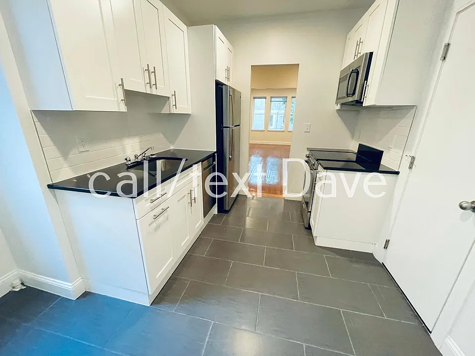 123 Sutherland Rd #1