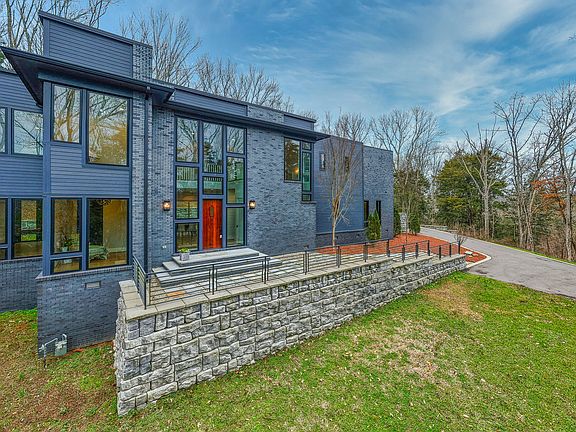 2nd image of 7047 Asberry Dr