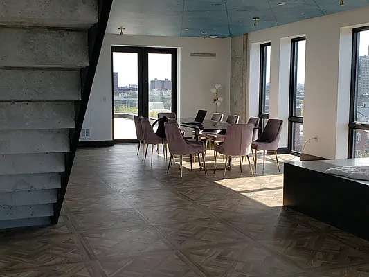 Rented by Lodger Corp | media 39