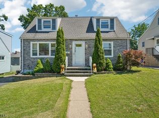 64 16Th Ave, Elmwood Park Boro, NJ 07407