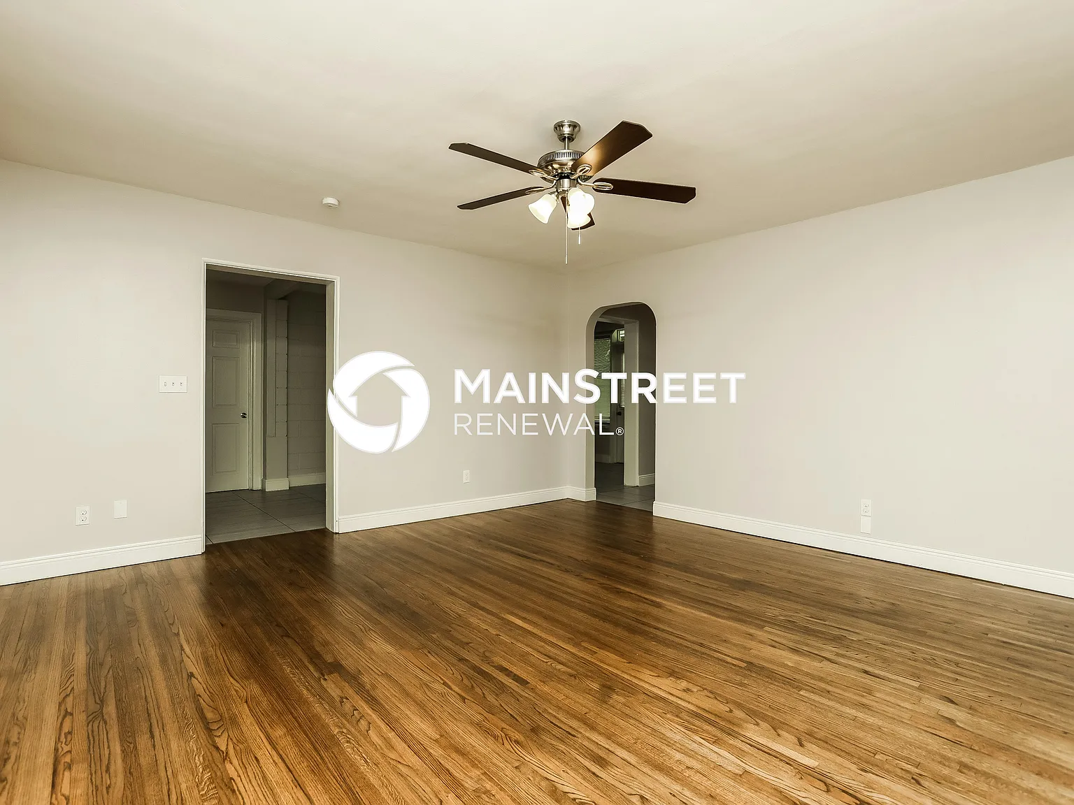 830 N Tuxedo Ave — Photo 2