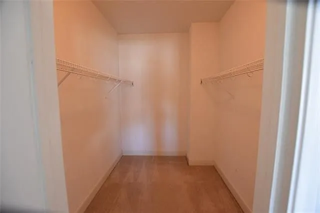 11603G Tomahawk Creek Pkwy #G — Photo 10