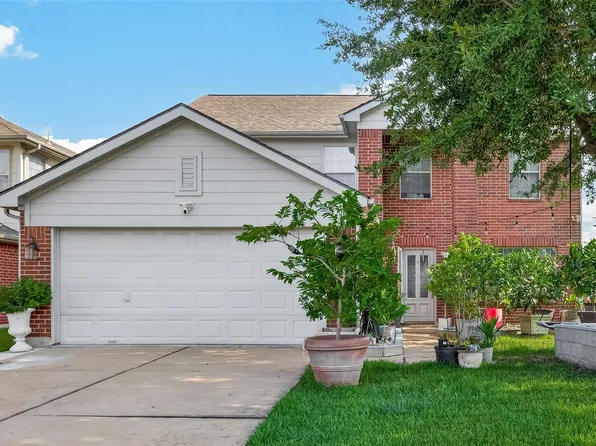 12051 Christophers Walk Ct, Houston, TX 77089