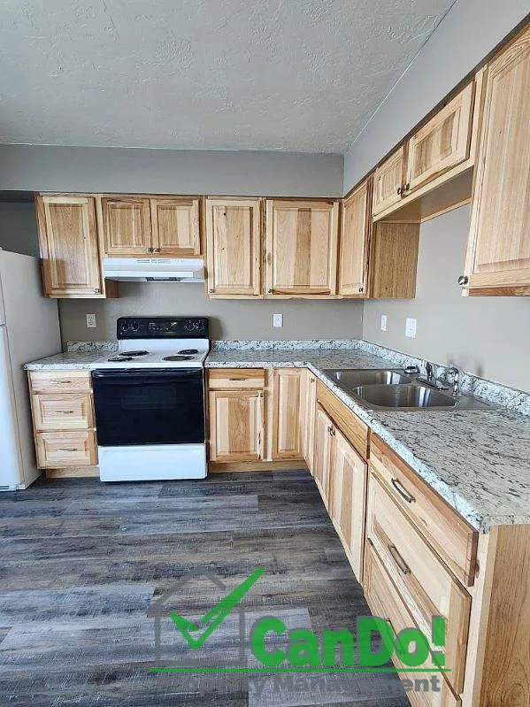 2 bed, 1.5 bath, 1000 sqft, $1,185 — Photo 4
