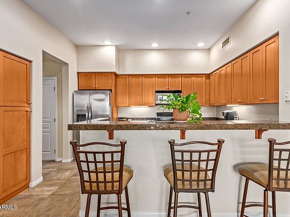 5th image of 2989 N 44th St Unit 2029