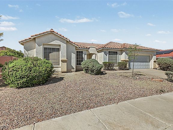 3rd image of 321 John Henry Dr
