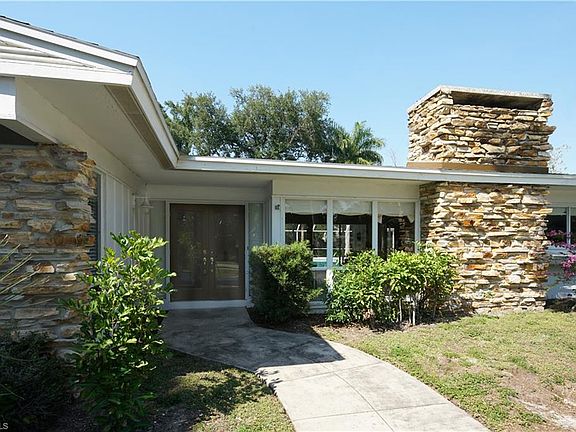 2nd image of 1223 Twin Palm Dr