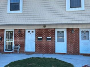 909 Silver Ct, Hamilton, NJ 08690