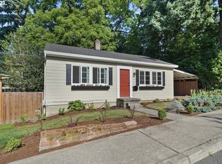 7721 SE Cesar E Chavez Blvd, Portland, OR 97202