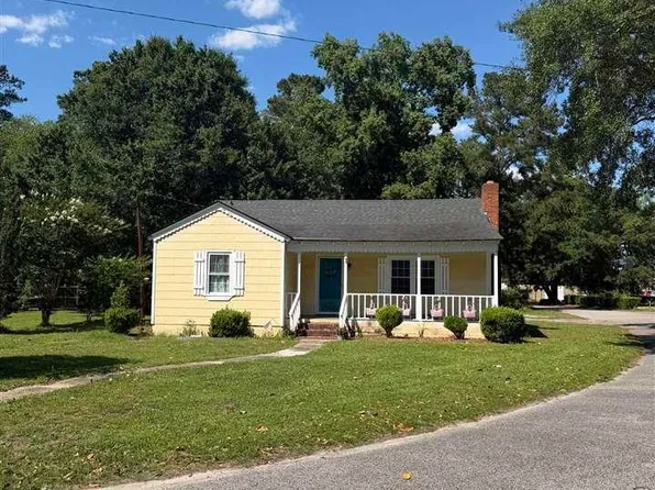 100 Jackson St, Lake City, SC 29560