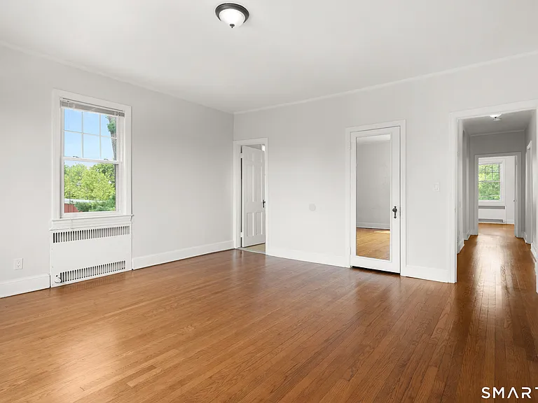 6 Highland St #B2 — Photo 22