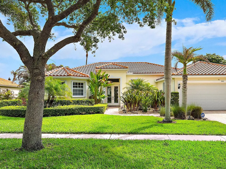 9907 SE Osprey Pointe Dr