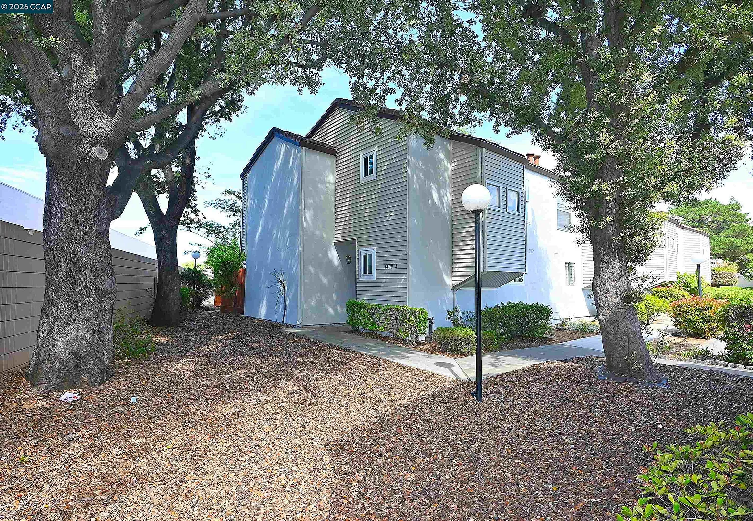 1409 Bel Air Dr APT A photo 1