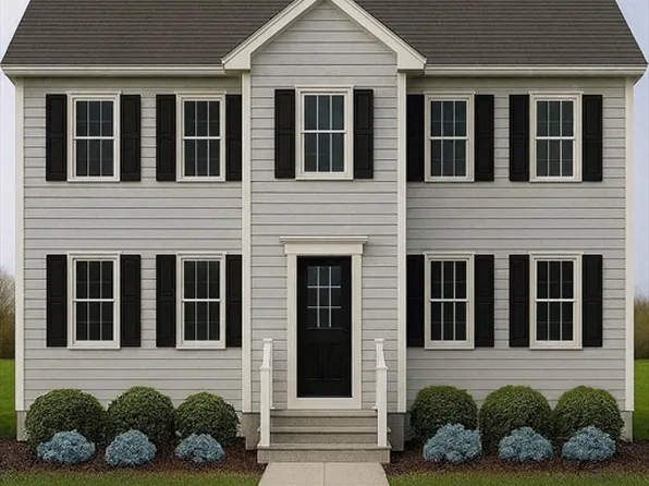 308 Charge Pond Rd, Wareham, MA 02571