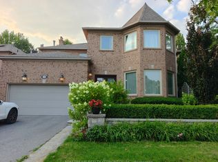 128 Beverley Glen Blvd, Vaughan, ON L4J 7V2