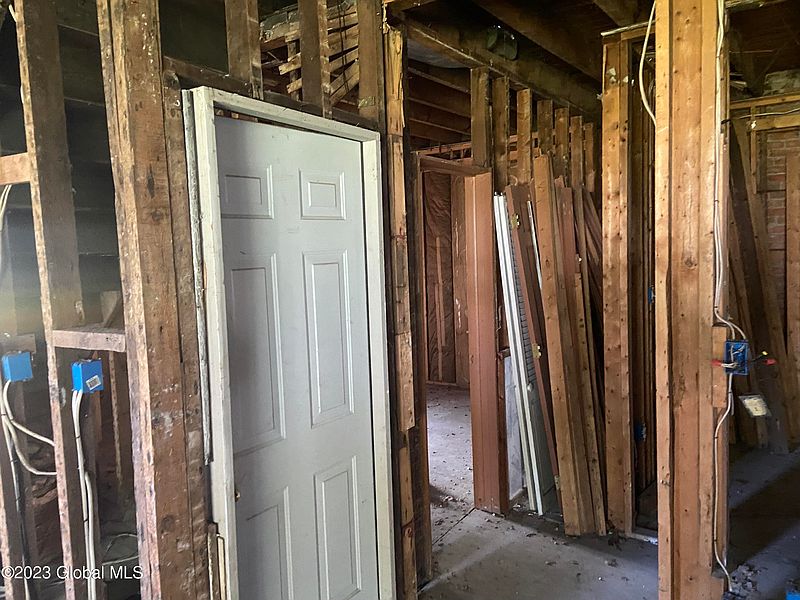 3rd image of 66 West Street