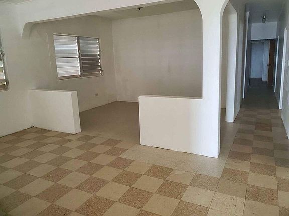 2nd image of 80 Richmond Est
