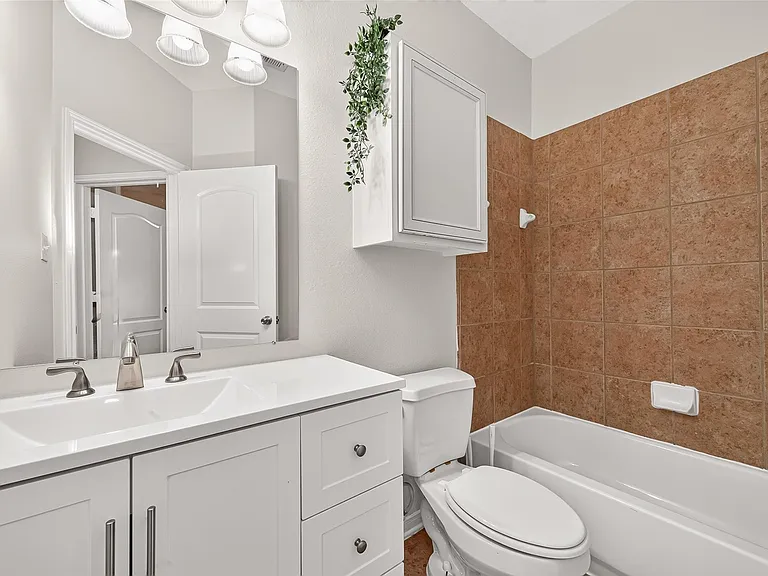 26710 Bellwood Pines Dr — Photo 39