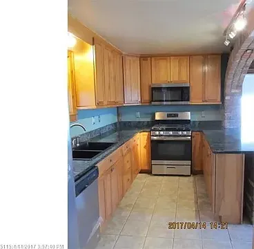 3 bed, 1720 sqft, $2,250 — Photo 3