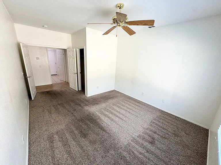 4132 Grandview Dr — Photo 14