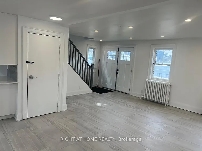 45 Major Mackenzie Dr E — Photo 10
