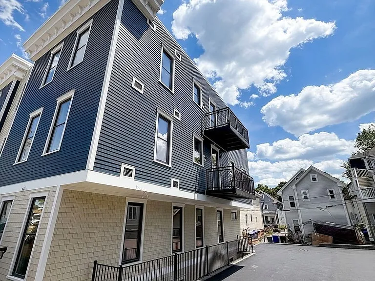 841 Columbia Rd #6 — Photo 8