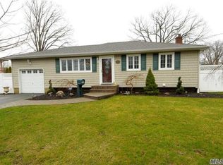 123 N Herman Ave, Bethpage, NY 11714
