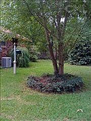 2nd image of 2501 Parkwood Dr