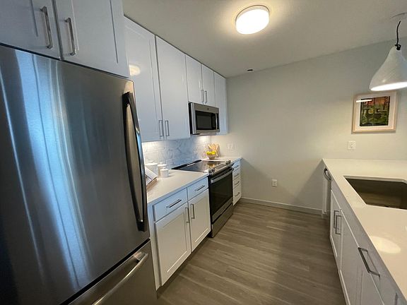 5th image of 336 N Grant St #509