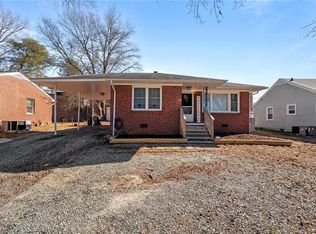 311 Courtland Ter, Burlington, NC 27217