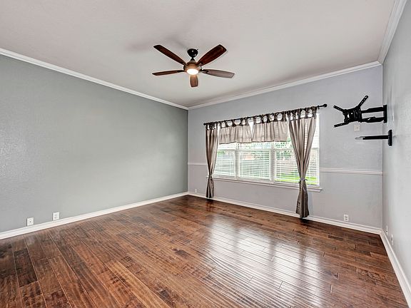 3rd image of 20913 Mandrake Dr