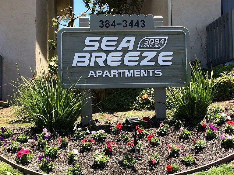 Sea Breeze Apartments for rent in Marina, CA — Photo 26