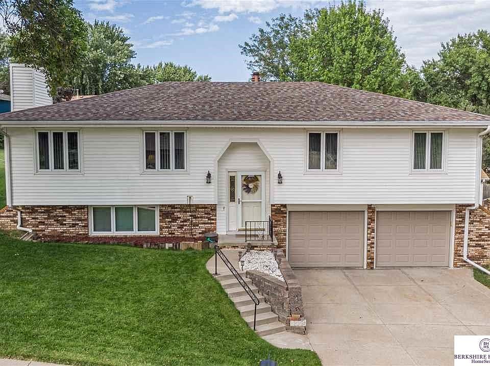 1st image of 2410 Hogantown Dr