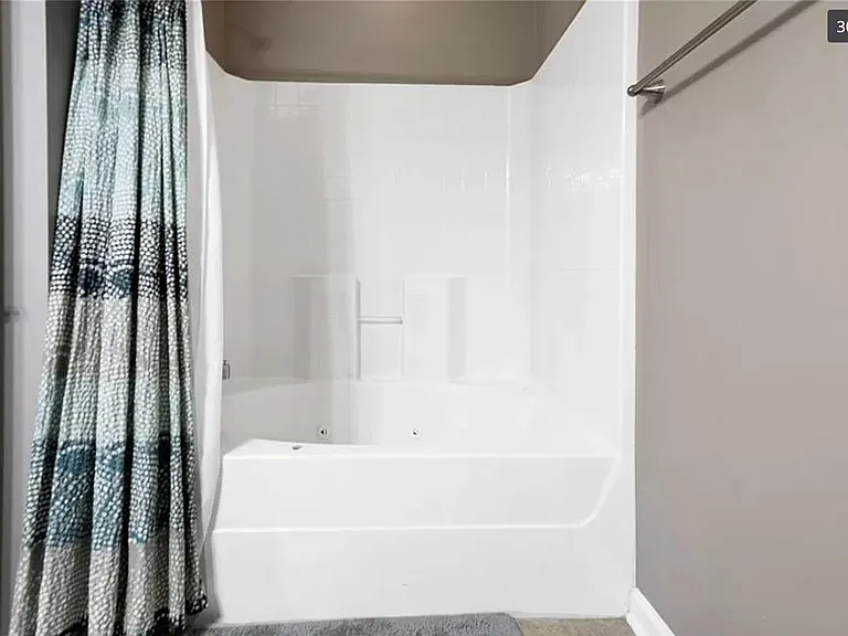 2641 McArthur Landing Cir #102 — Photo 16