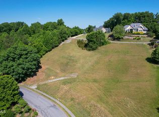 3417 Stoneridge Dr, Johnson City, TN 37604