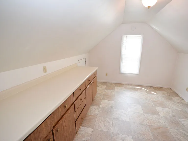 1320 2nd St SE — Photo 12
